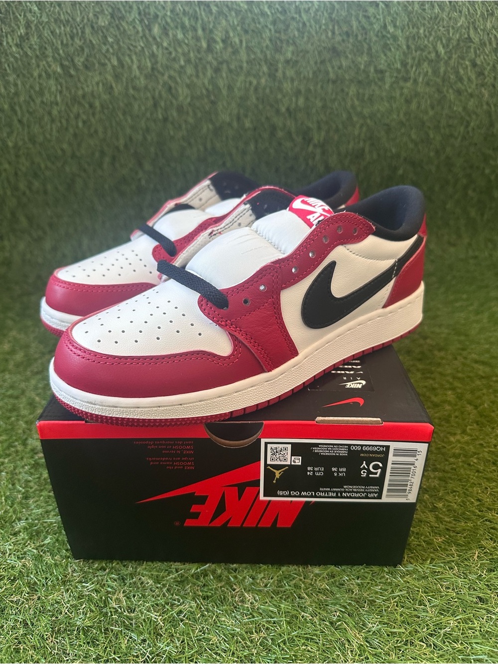 Nike Air Jordan Retro 1 Low Chicago Size 5.5Y Brand New HQ6999-600